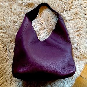 GiGi New York Pebble leather boho shoulder handbag. Only used twice.